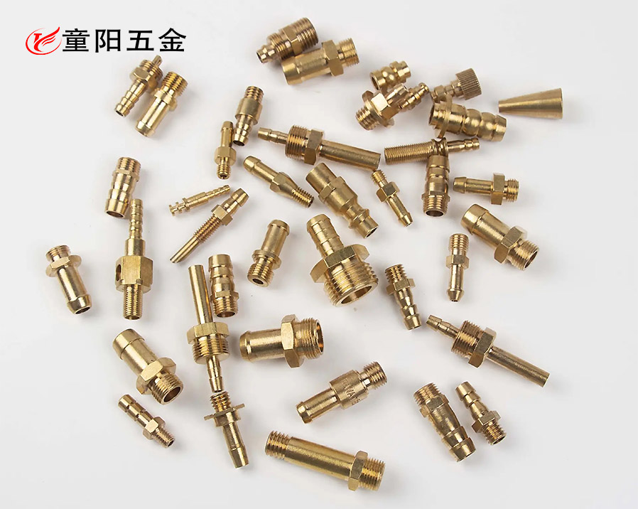 走芯機加工氣管銅件連接頭（tóu）